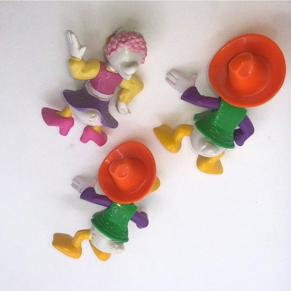 𝅺x3 Vintage Disney Donald & Daisy Duck Epcot Center Figures 3.5” - Picture 2 of 6